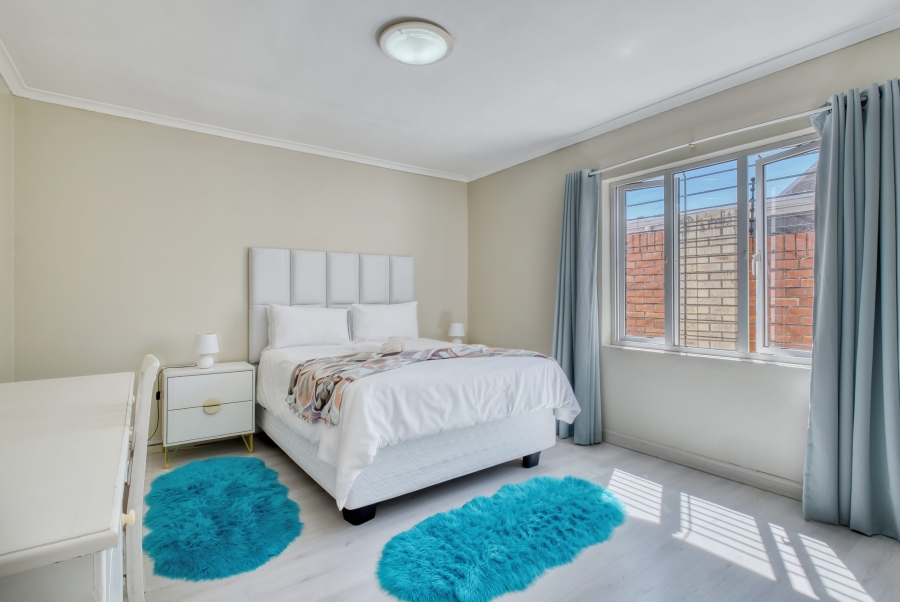 6 Bedroom Property for Sale in Summerstrand Eastern Cape